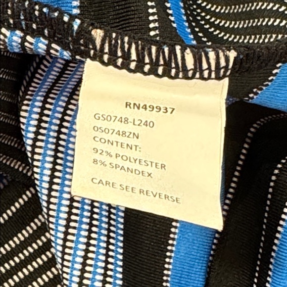 Tail Women's Cindy Sleeveless Golf Top
Striped Sleeveless Top - Blue and Black S - Picture 8 of 9